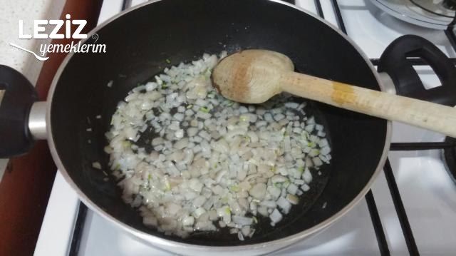 Yumurtalı Ispanak Kavurması Tarifi