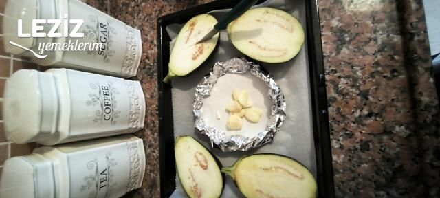 Fırında Kaşarlı Patlıcan Tarifi