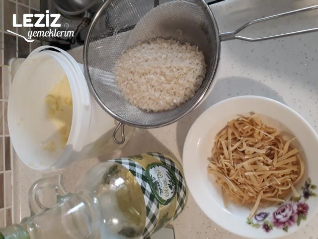 Erişteli Pirinç Pilavı