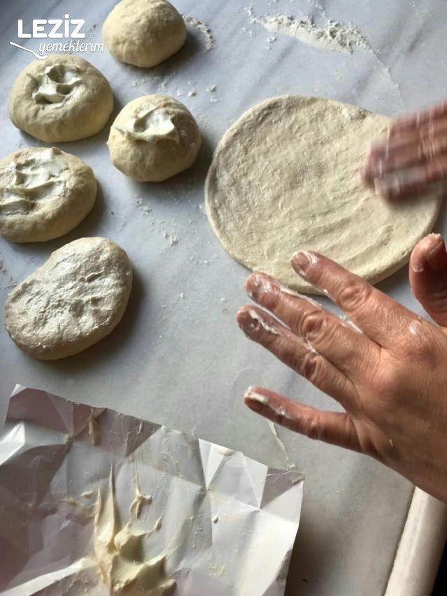 Açma Tadında Poğaça