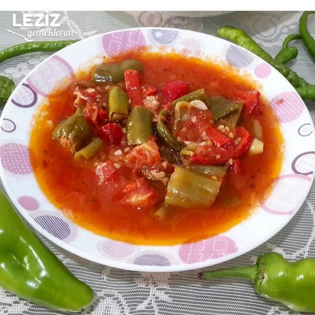 Çok Amaçlı Buzluğa Taze Biber Nasıl Koyulur