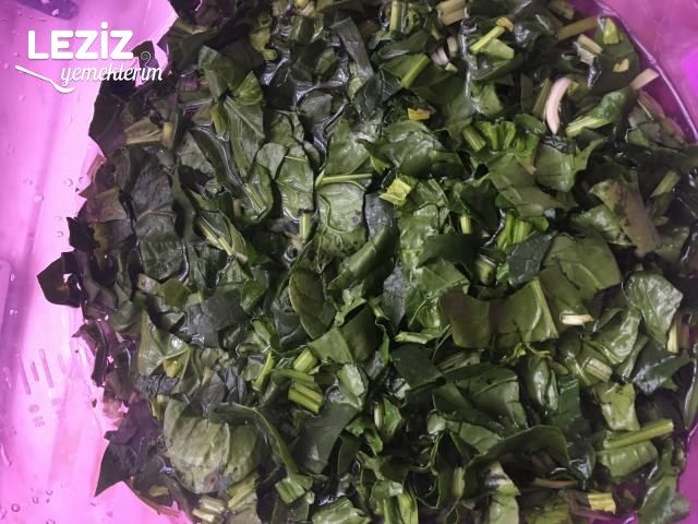 Biftek Etli Yumurtalı Ispanak