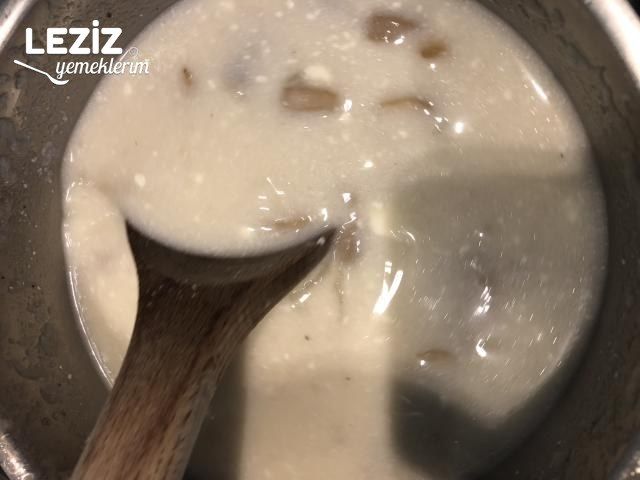 Kremalı Mantar Çorbası (Çok Pratik)