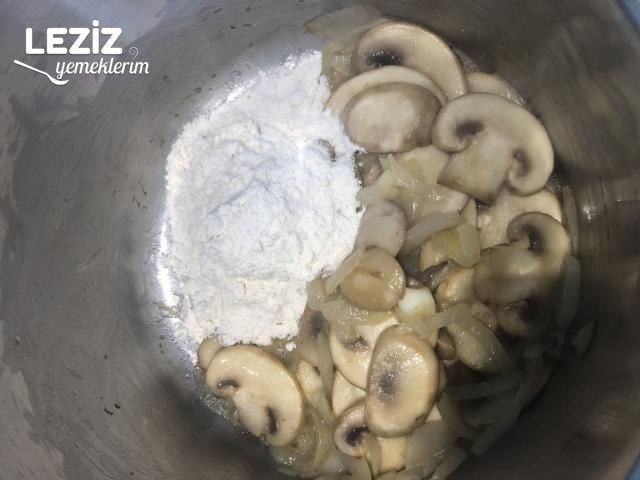 Kremalı Mantar Çorbası (Çok Pratik)