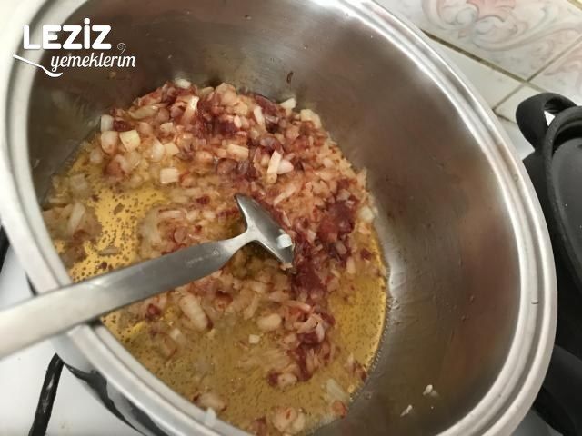 Kuşbaşılı Nohut Yemeği