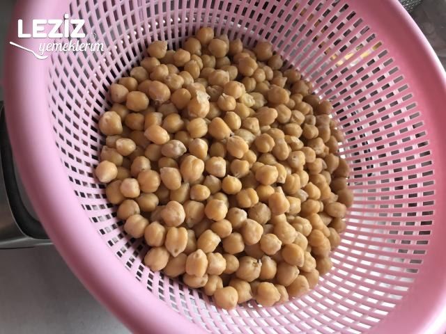 Kuşbaşılı Nohut Yemeği