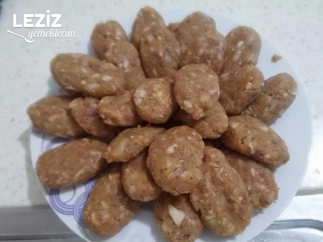 Tavuk Köftesi Nasıl Yapılır