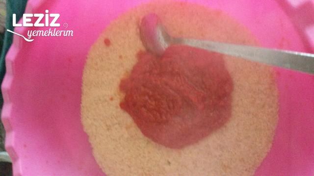 Evde En Pratik Çiğ Köfte Yapımı