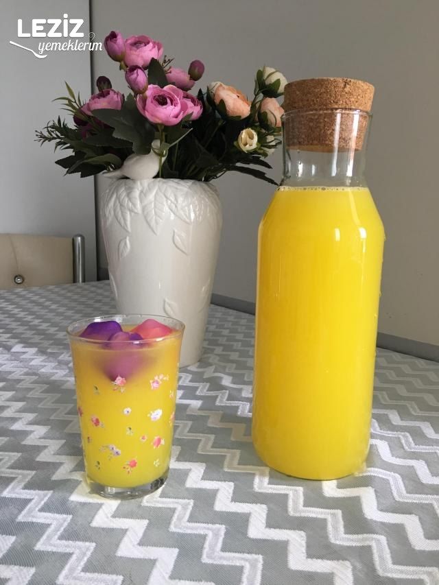 Ev Yapımı Limonata Tarifi (Püf Noktaları İle)
