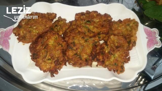 Kahvaltıya Kabak Mücver