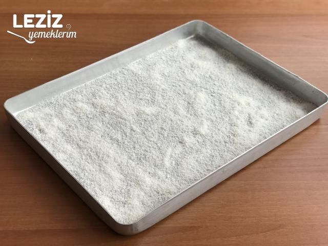 Vişneli Saray Lokumu Tarifi (Tam Ölçülü)