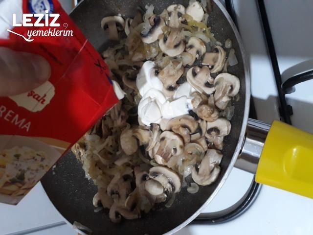 Kremalı Mantar Sote