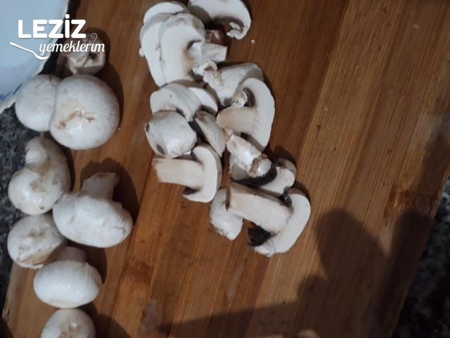 Kremalı Mantar Sote