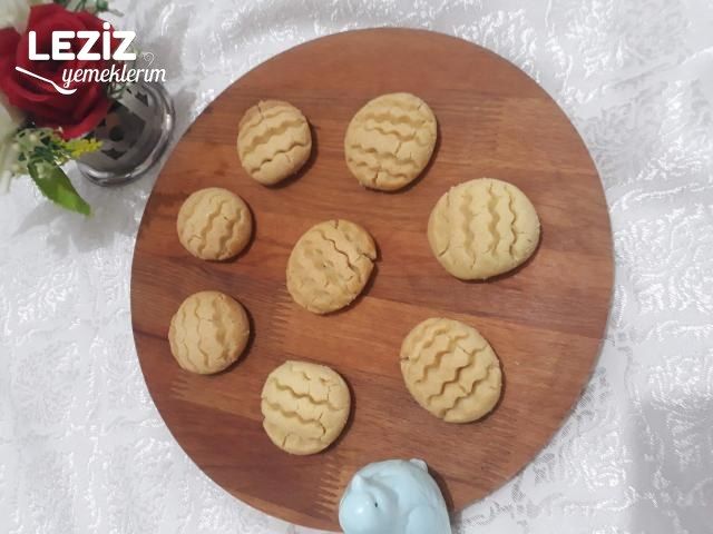 Krem Santili Tırtıklı Kurabiye