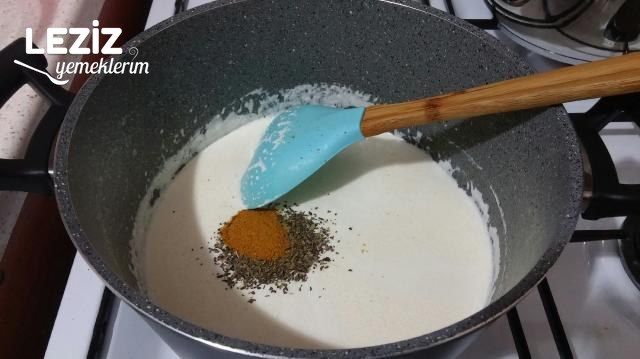 Kremalı Körili Nefis Makarna