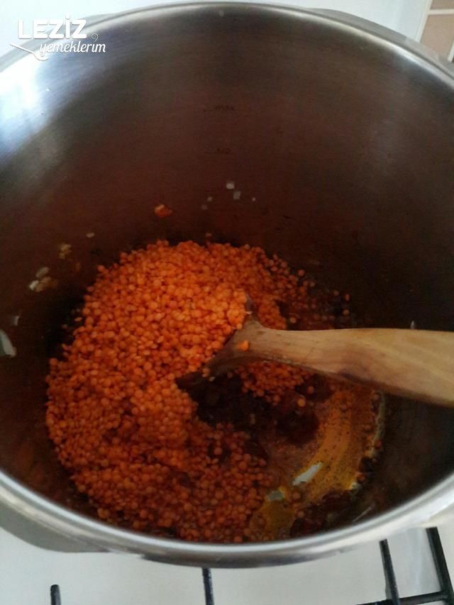 Kırmızı Mercimek Çorbası