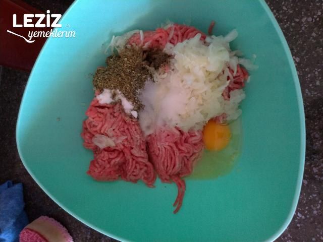 Kasap Köfte Yapımı