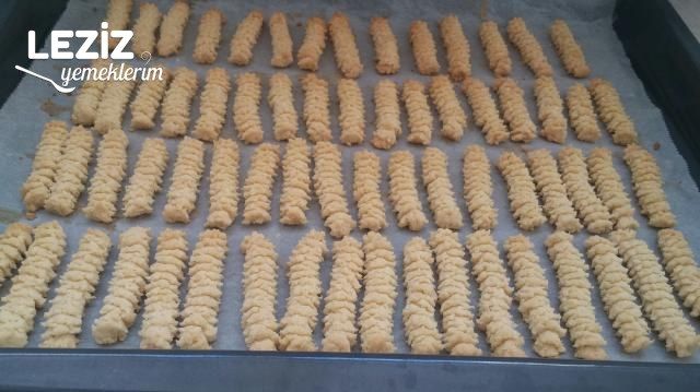 Tırtıl Kurabiye (Aşama Fotoğrafları İle)