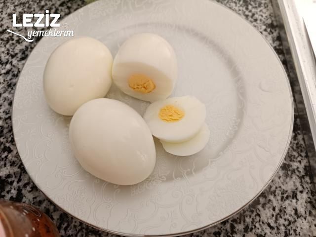 Tereyağlı Yumurta Kapama Tarifi