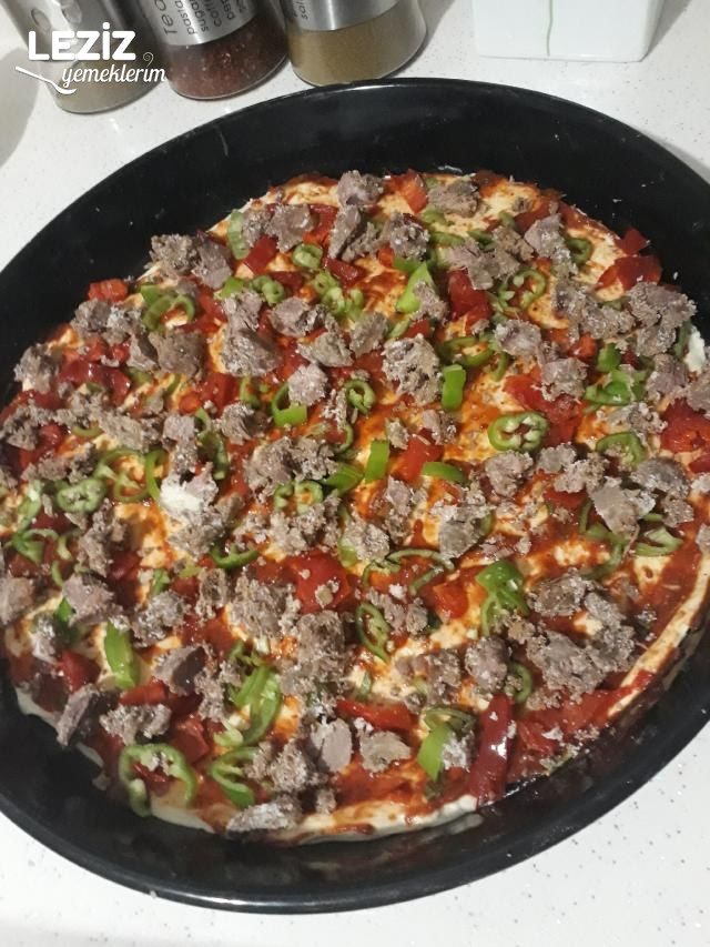 Kavurmalı  Pizza