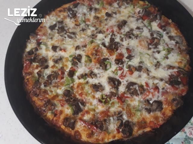 Kavurmalı  Pizza