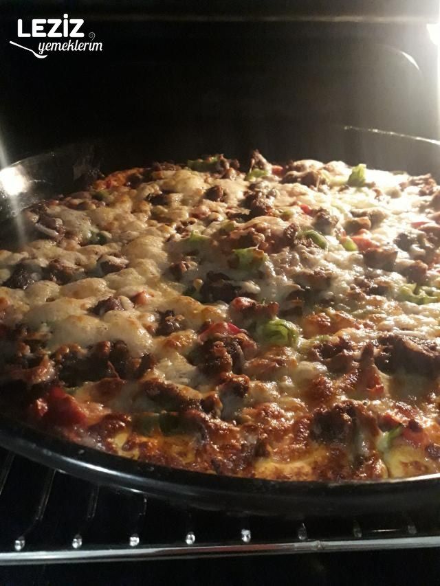 Kavurmalı  Pizza