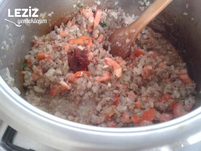 Nefis Karnıyarık Tarifi