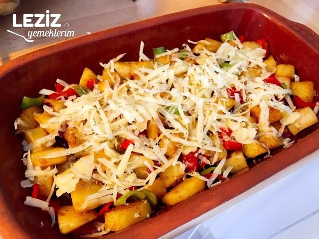 Kahvaltılık Kaşarlı Patates Tarifi