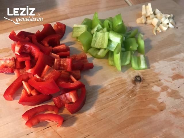 Kahvaltılık Kaşarlı Patates Tarifi