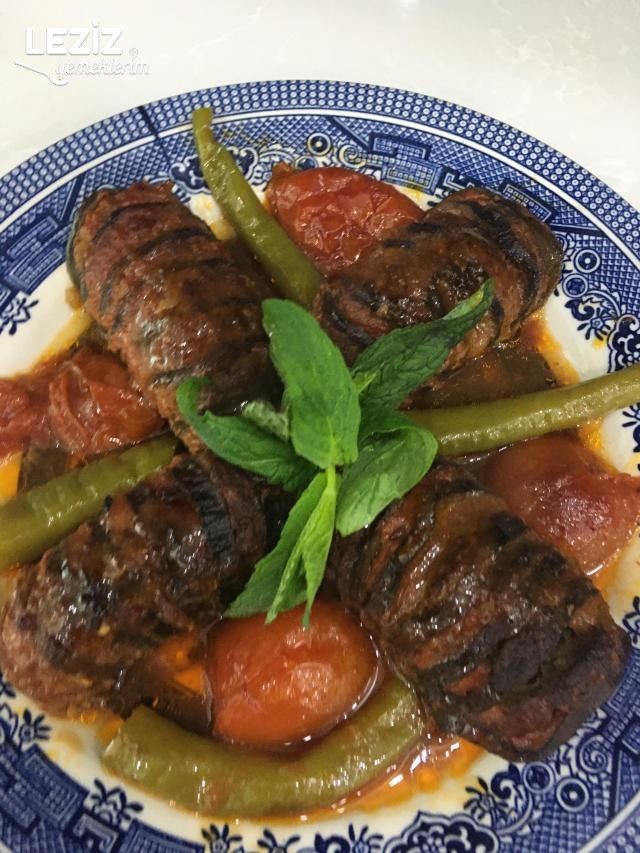 Lezzeti Şahane Fırında Köfteli Patlıcan