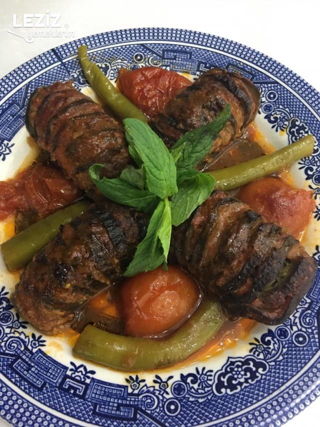 Lezzeti Şahane Fırında Köfteli Patlıcan