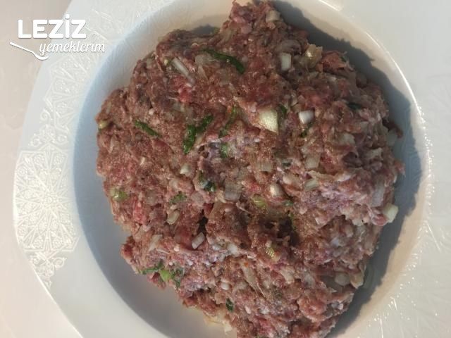 Lezzeti Şahane Fırında Köfteli Patlıcan