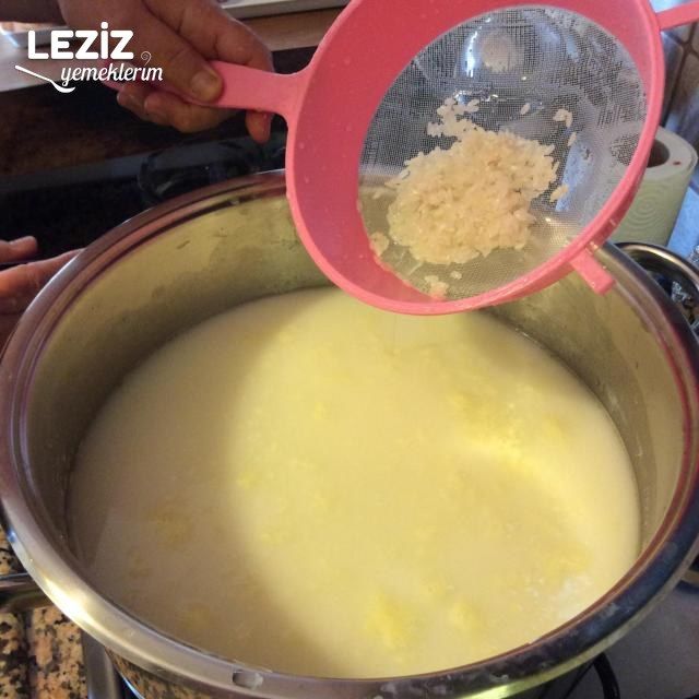 Yoğurtlu Analı Kızlı Yemeği Tarifi (Hatay Yöresi)