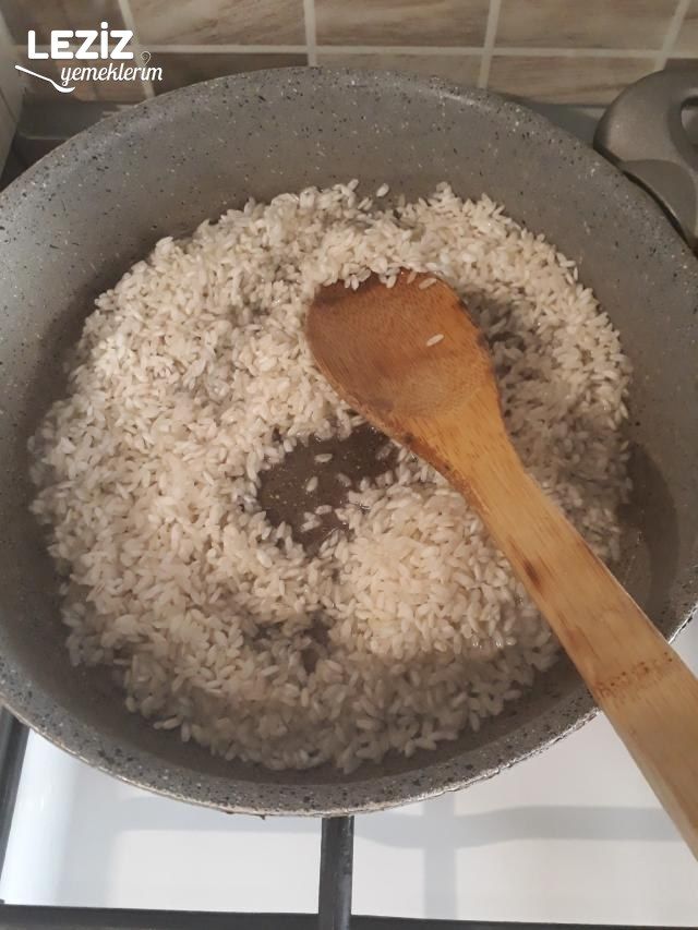 Tavuklu Nohutlu Pirinç Pilavı