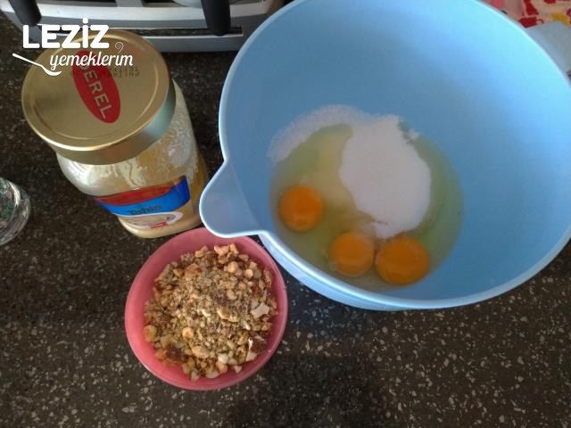 Tahinli Kek Nasıl Yapılır