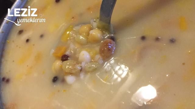 Saray Tatlısı Aşure (Saray Aşuresi)