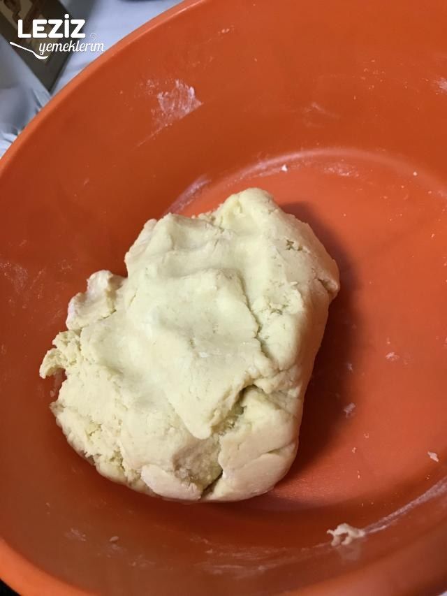 Nefis Gül Tatlısı (Tüm Aşamalarıyla)