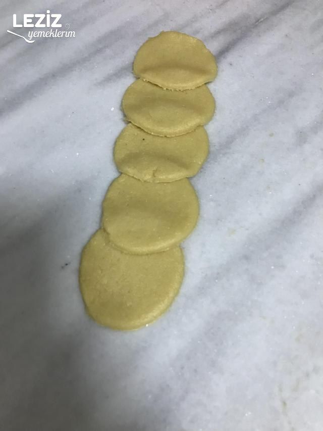 Nefis Gül Tatlısı (Tüm Aşamalarıyla)