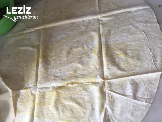 Çıtır Çıtır Unlu Börek