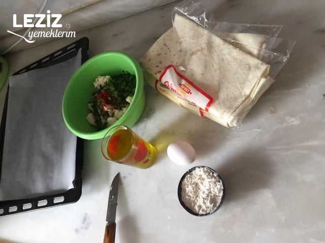 Çıtır Çıtır Unlu Börek