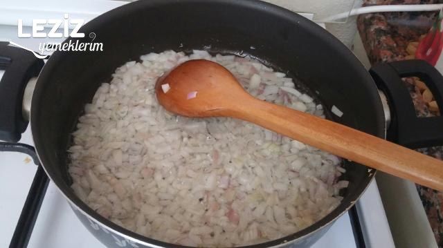 Yoğurtlu Semizotu Yemeği