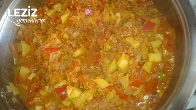 Sebzeli Bulgur Pilavı Yapımı