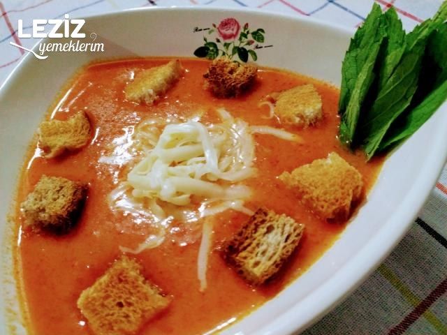 Sütlü Domates Çorbası