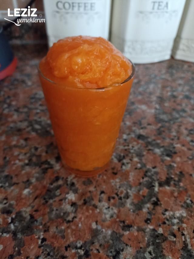 Taze Kayısılı Komşu Duymasın Tatlısı Tarifi