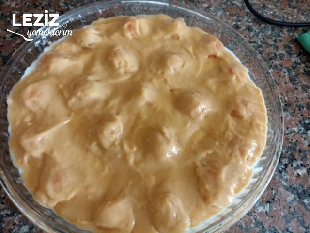 Taze Kayısılı Komşu Duymasın Tatlısı Tarifi