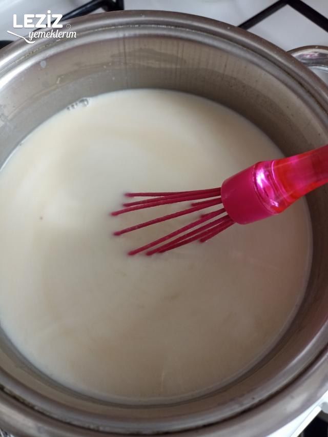 Taze Kayısılı Komşu Duymasın Tatlısı Tarifi