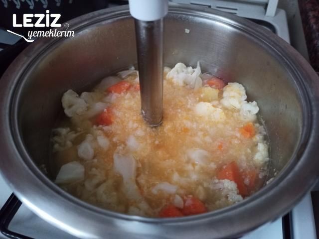 Mis Gibi Karnabahar Çorbası