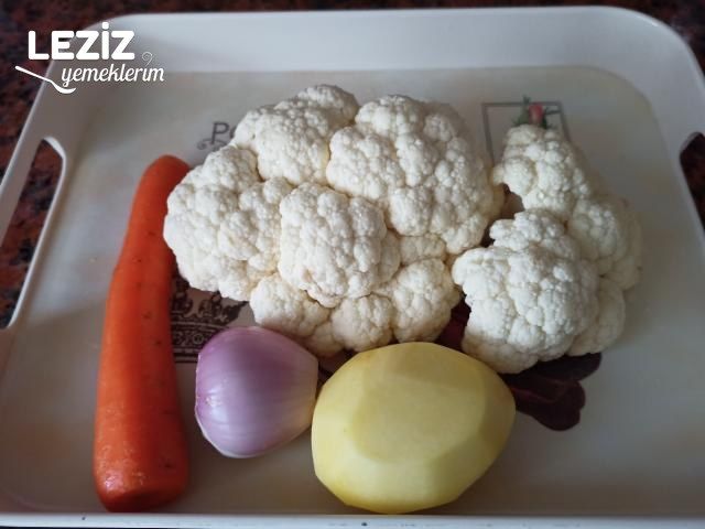 Mis Gibi Karnabahar Çorbası