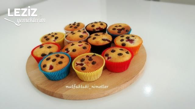 Vişneli Damla Çikolatalı Muffin Kek