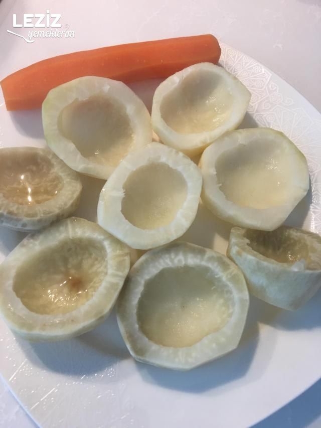 Kıymalı Kereviz Dolması